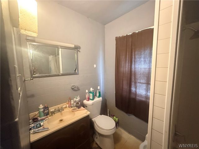 15 Crescent Place, Lackawanna, NY 14218