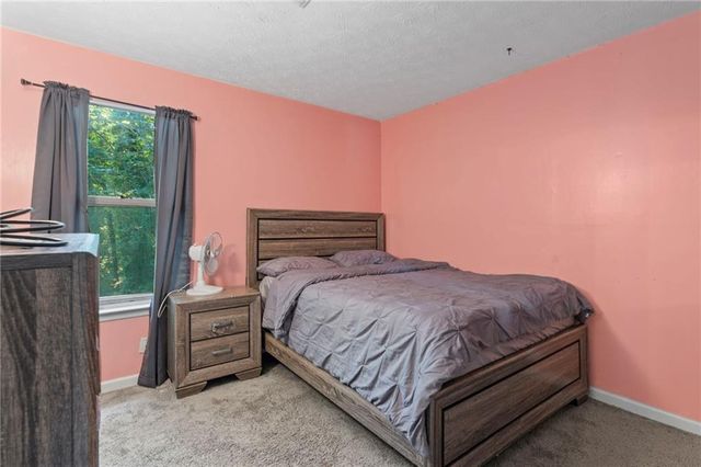 661 Sunfield Drive NW, Lilburn, GA 30047