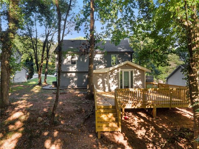 661 Sunfield Drive NW, Lilburn, GA 30047