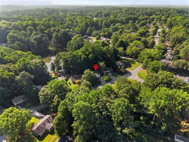 661 Sunfield Drive NW, Lilburn, GA 30047