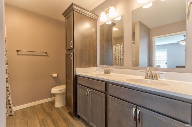 2621 Ole Hickory Drive, Evansville, IN 47715