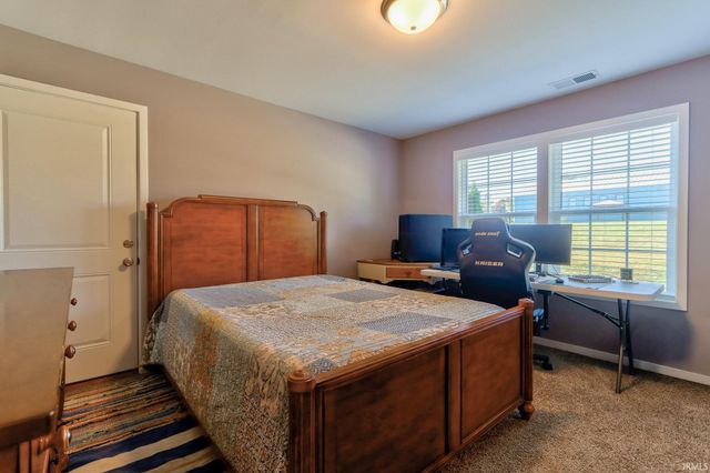 2621 Ole Hickory Drive, Evansville, IN 47715