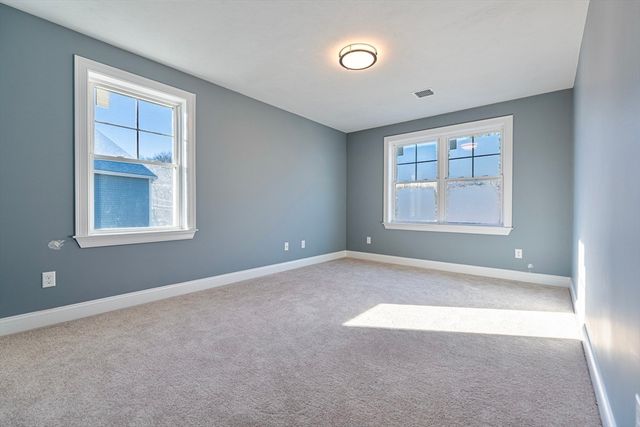 563 Whittenton St, Taunton, MA 02780