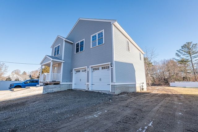 563 Whittenton St, Taunton, MA 02780