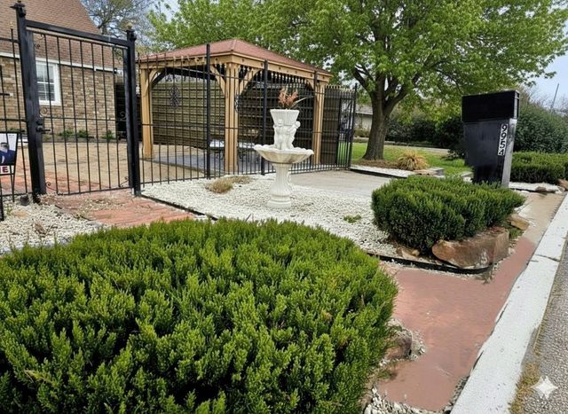 9954 Genard Road, Houston, TX 77041