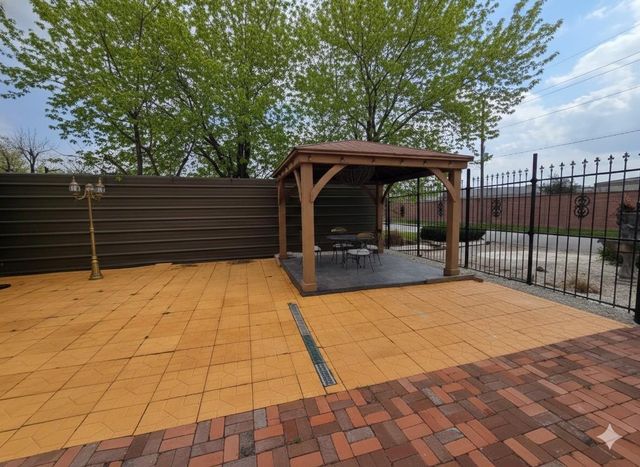 9954 Genard Road, Houston, TX 77041