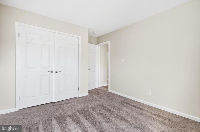 6433 ENGLISH IVY CT, Springfield, VA 22152