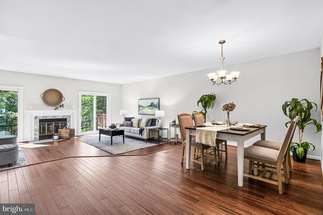 6433 ENGLISH IVY CT, Springfield, VA 22152
