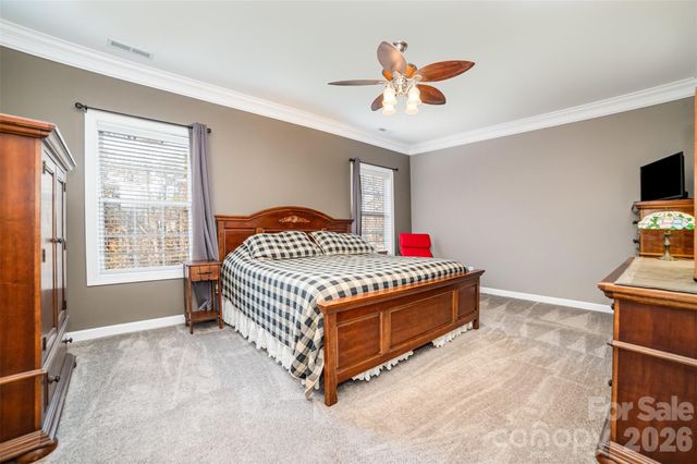 3308 Grandeur Road, Charlotte, NC 28269