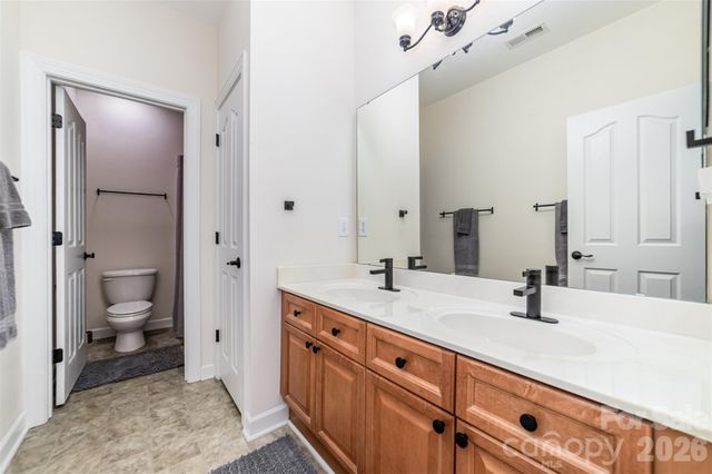 3308 Grandeur Road, Charlotte, NC 28269