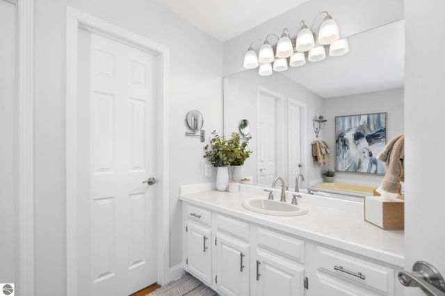 2174 Cuyahoga Court, Traverse City, MI 49686