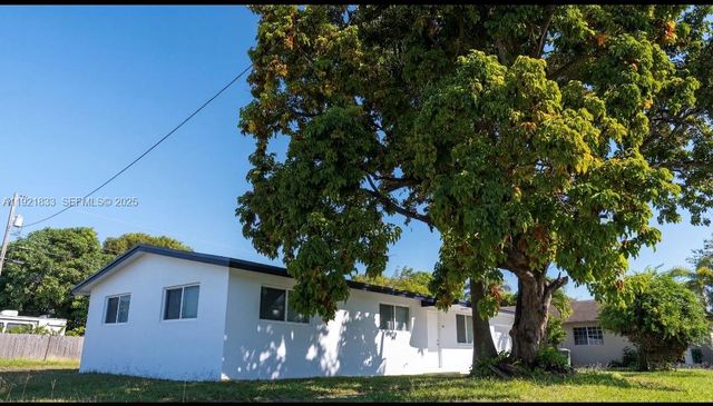 973 NW 8th St, Homestead, FL 33030