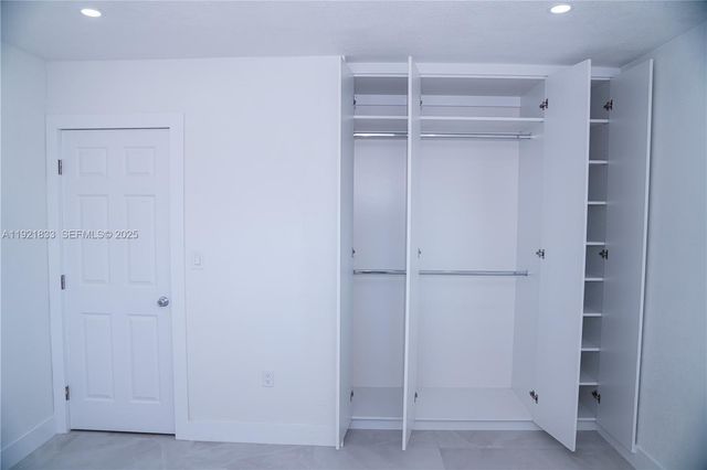 973 NW 8th St, Homestead, FL 33030