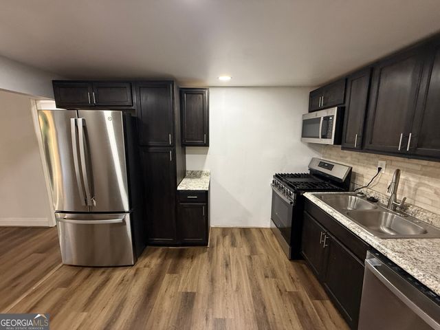 2523 Hood Avenue NW, Atlanta, GA 30318