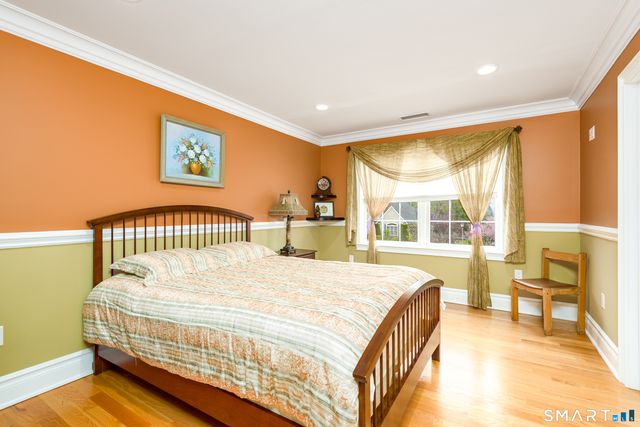 6 Congress Drive, Cromwell, CT 06416