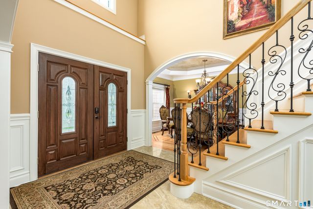 6 Congress Drive, Cromwell, CT 06416
