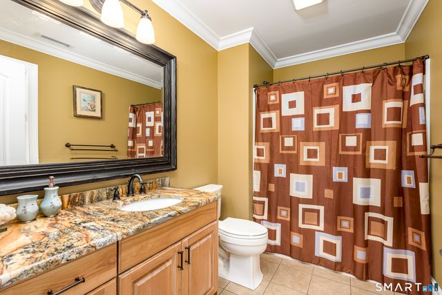 6 Congress Drive, Cromwell, CT 06416