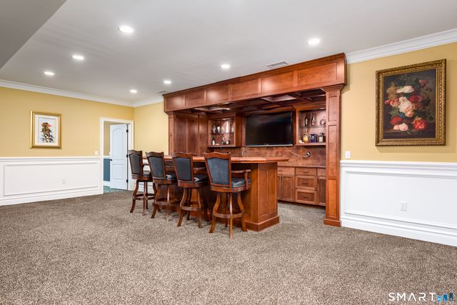 6 Congress Drive, Cromwell, CT 06416