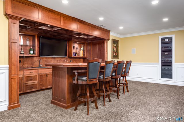 6 Congress Drive, Cromwell, CT 06416