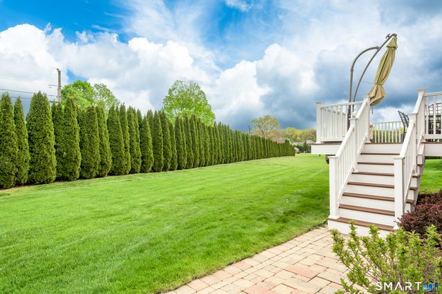 6 Congress Drive, Cromwell, CT 06416