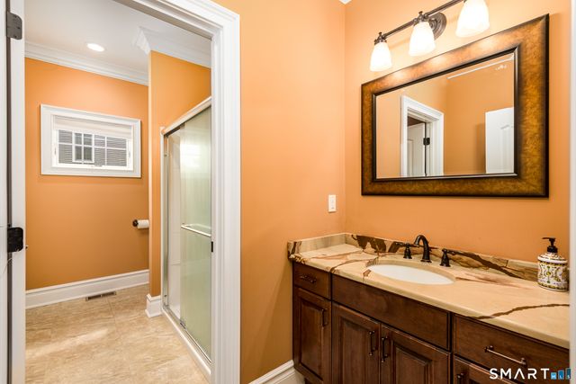 6 Congress Drive, Cromwell, CT 06416