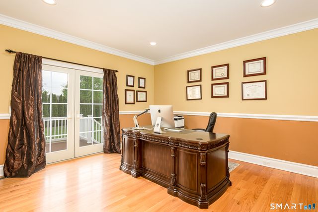 6 Congress Drive, Cromwell, CT 06416