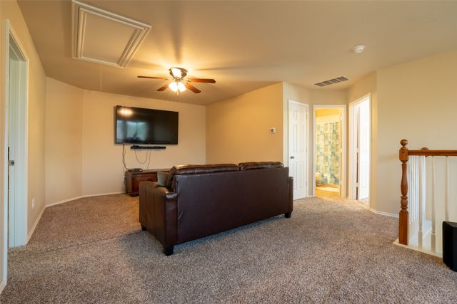 8805 Whirlwind Trail, Aubrey, TX 76227