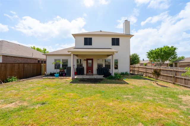 8805 Whirlwind Trail, Aubrey, TX 76227