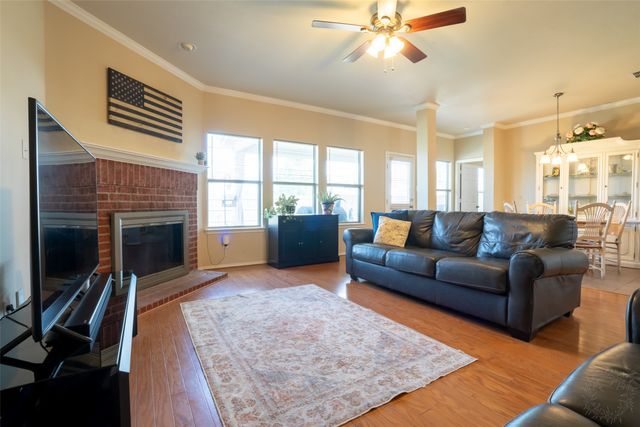 8805 Whirlwind Trail, Aubrey, TX 76227