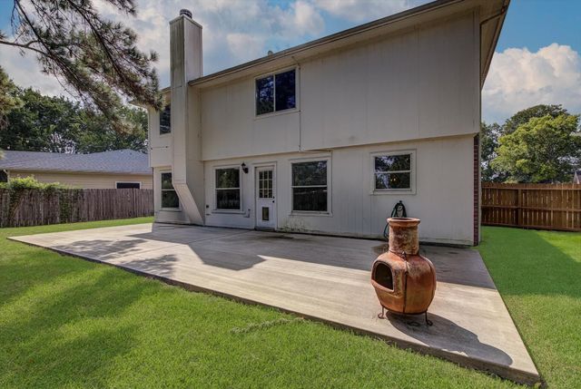 16919 Lacing Court, Crosby, TX 77532