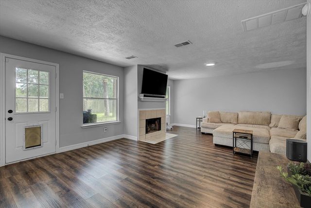 16919 Lacing Court, Crosby, TX 77532