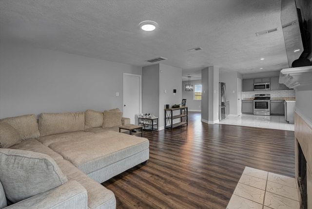 16919 Lacing Court, Crosby, TX 77532