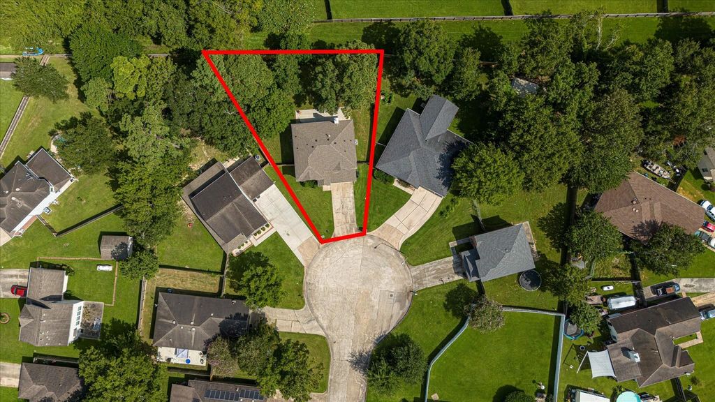 16919 Lacing Court, Crosby, TX 77532