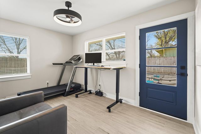 5009 Libbey Lane, Houston, TX 77092