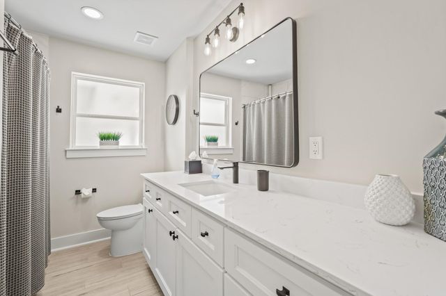 5009 Libbey Lane, Houston, TX 77092