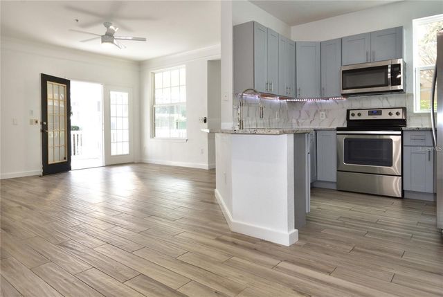 3396 PARKCHESTER SQUARE BOULEVARD 104, Orlando, FL 32835