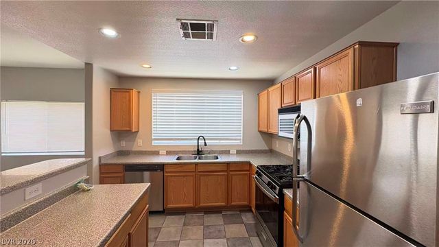 9330 Maule Avenue 215, Las Vegas, NV 89148