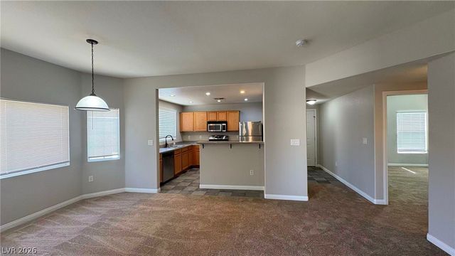 9330 Maule Avenue 215, Las Vegas, NV 89148