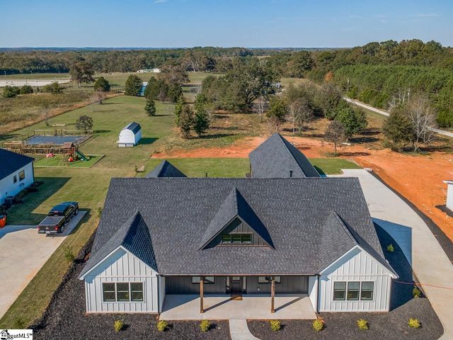 3392 Fairview Road, Fountain Inn, SC 29644