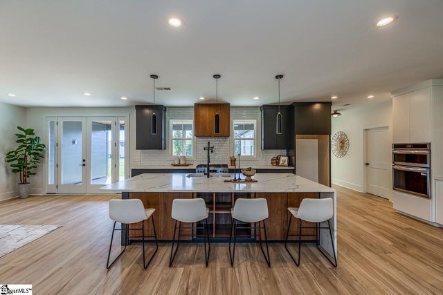 3392 Fairview Road, Fountain Inn, SC 29644