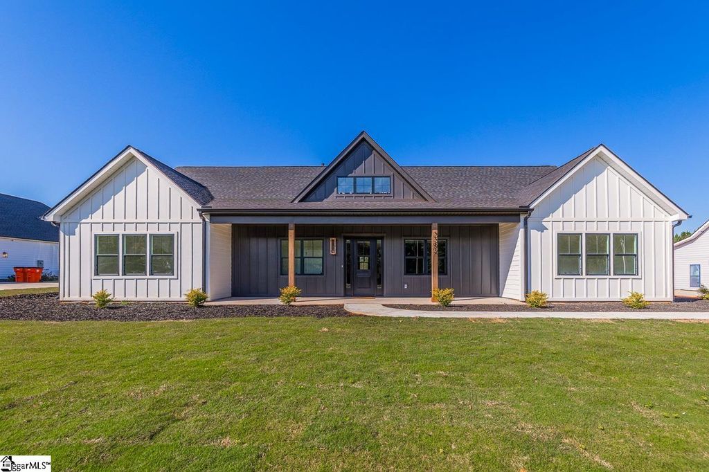 3392 Fairview Road, Fountain Inn, SC 29644