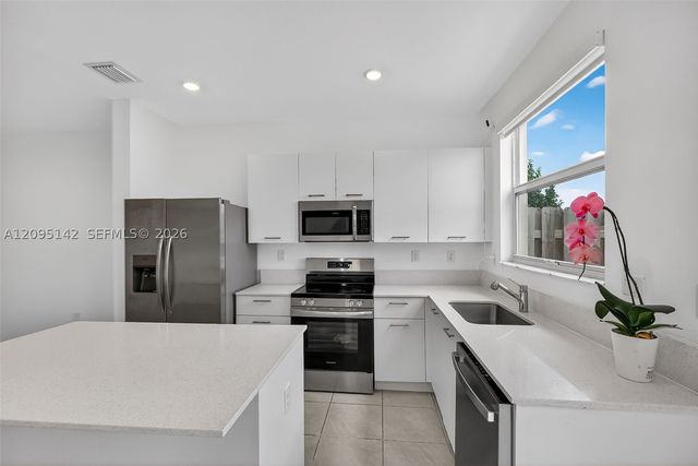 12221 NW 24th Pl, Miami, FL 33167