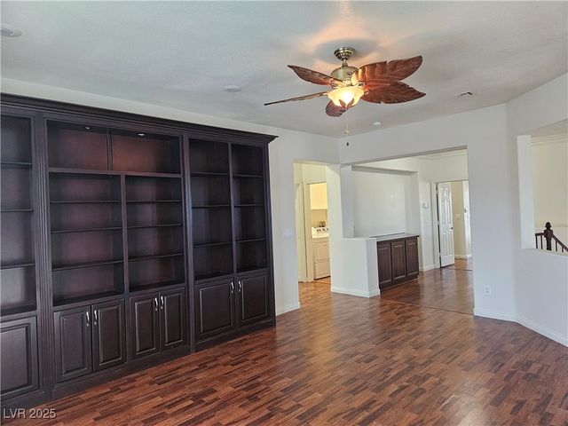 10134 Reflection Brook Avenue, Las Vegas, NV 89148