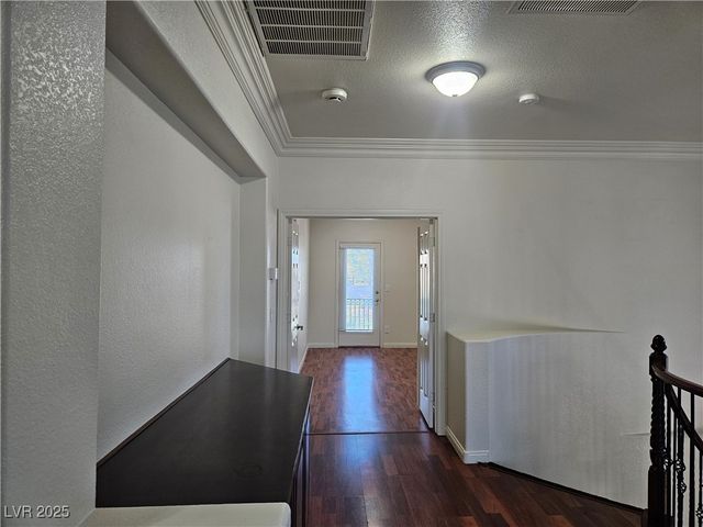 10134 Reflection Brook Avenue, Las Vegas, NV 89148