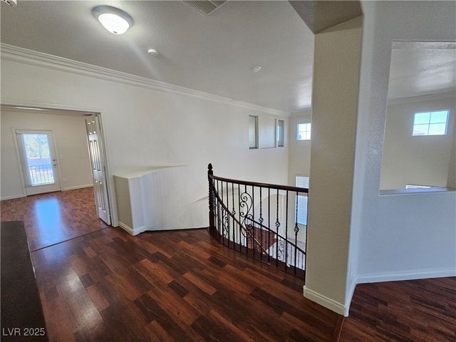 10134 Reflection Brook Avenue, Las Vegas, NV 89148