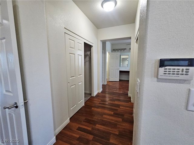 10134 Reflection Brook Avenue, Las Vegas, NV 89148