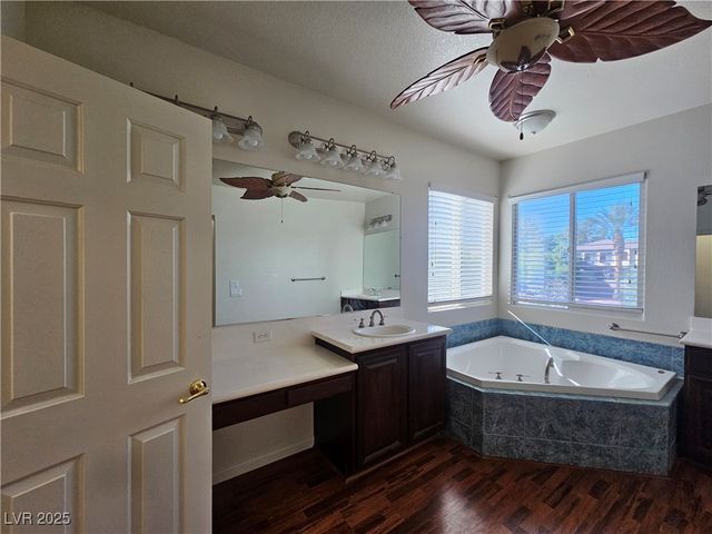 10134 Reflection Brook Avenue, Las Vegas, NV 89148