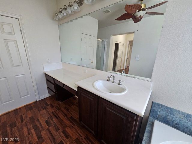 10134 Reflection Brook Avenue, Las Vegas, NV 89148