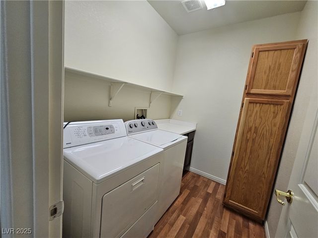 10134 Reflection Brook Avenue, Las Vegas, NV 89148