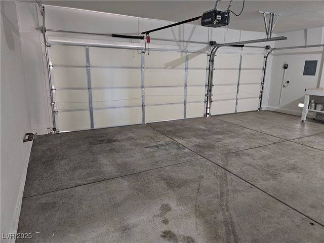 10134 Reflection Brook Avenue, Las Vegas, NV 89148